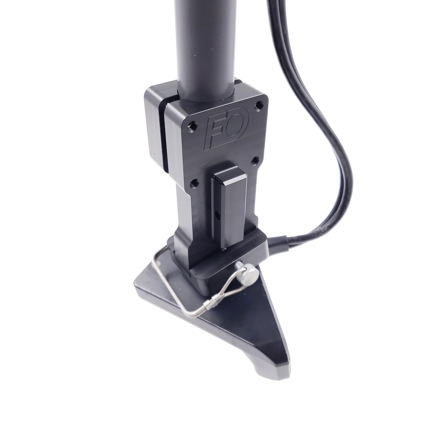 0 DEGREE GARMIN ICE POLE FORWARD/DOWN/PERSPECTIVE MOUNT, QUICK RELEASE TRANSDUCER MOUNT